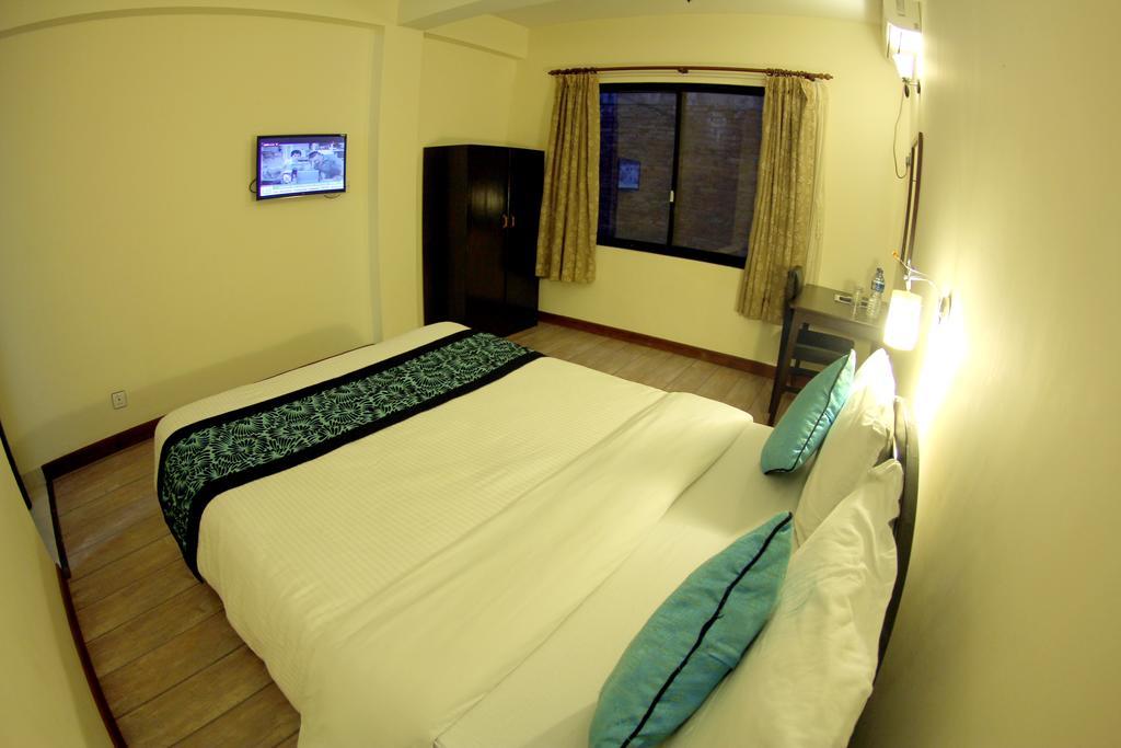 Bag Packer's Lodge Kathmandu Exterior foto