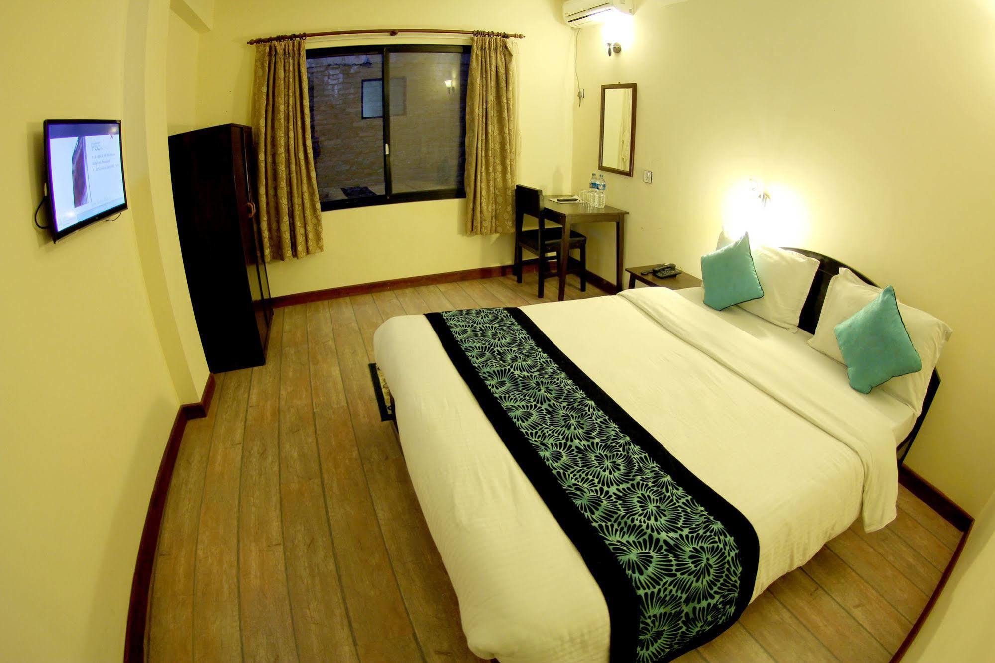 Bag Packer's Lodge Kathmandu Exterior foto
