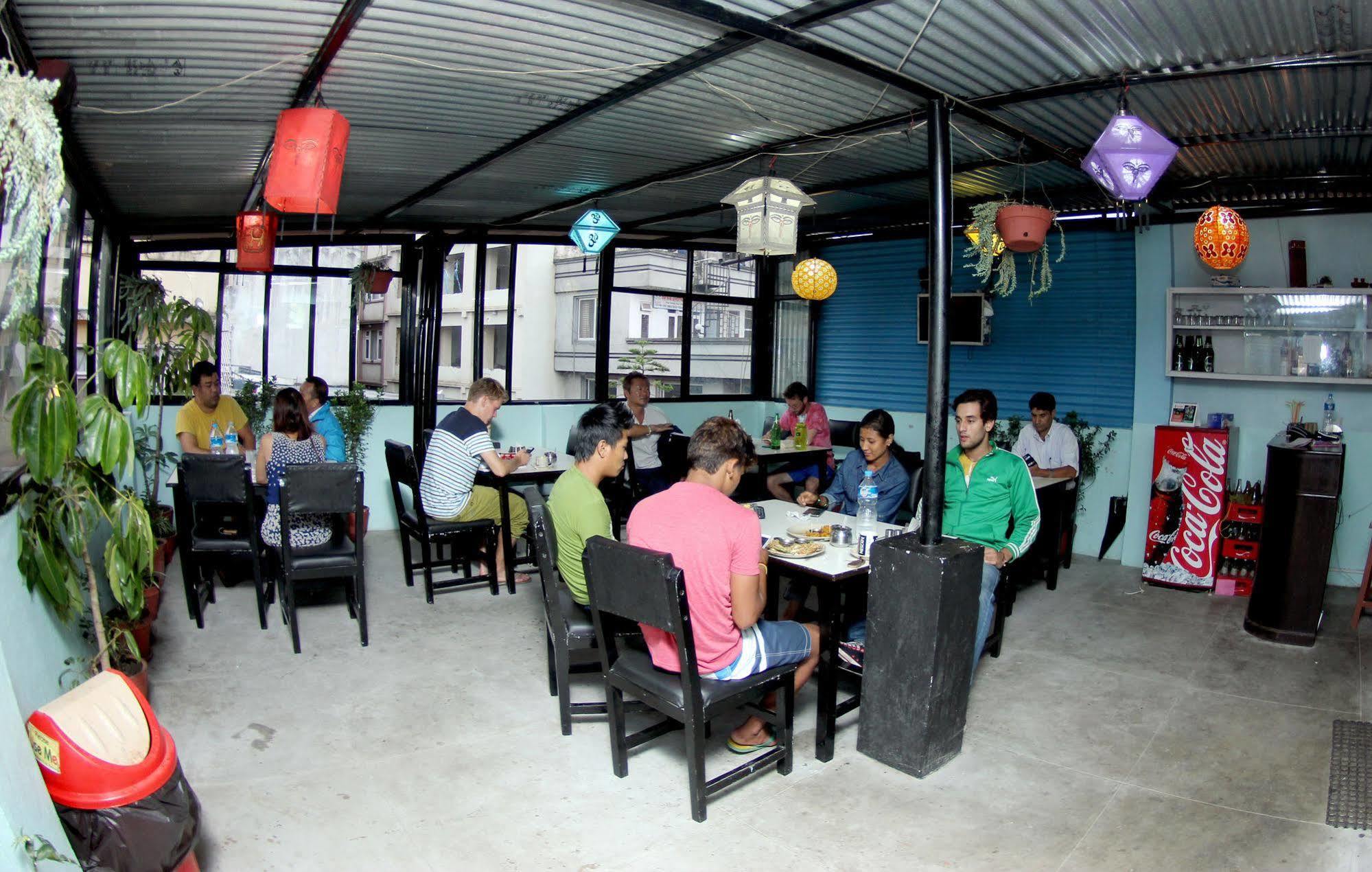 Bag Packer's Lodge Kathmandu Exterior foto